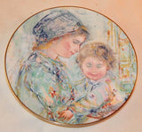 EDNA HIBEL COLETTE & CHILD COLLECTOR PLATE-  1973- ROYAL DOULTON MOTHER AND CHILD SERIES