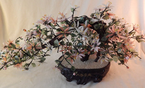 JADE TREE WITH WOODEN BASE LARGE
