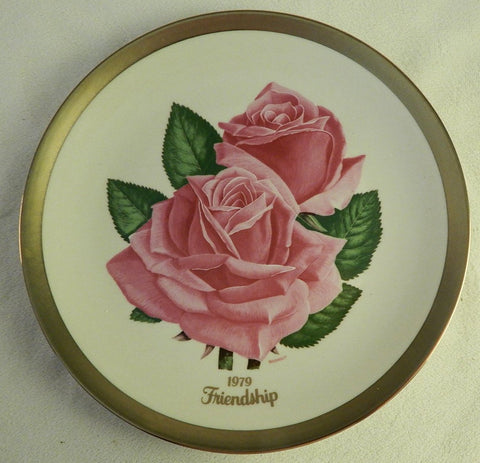 AMERICAN ROSE SOCIETY PORCELAIN COLLECTOR PLATE - FRIENDSHIP ROSE 1979