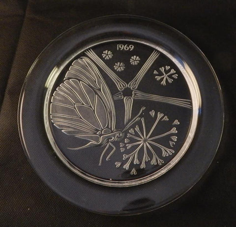 LALIQUE CRYSTAL ANNUAL PLATE - 1969  - BUTTERFLY